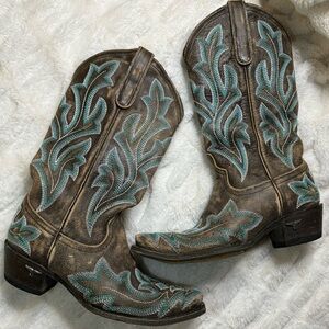 Lane Western Embroidered Boots “Saratoga Snip”
